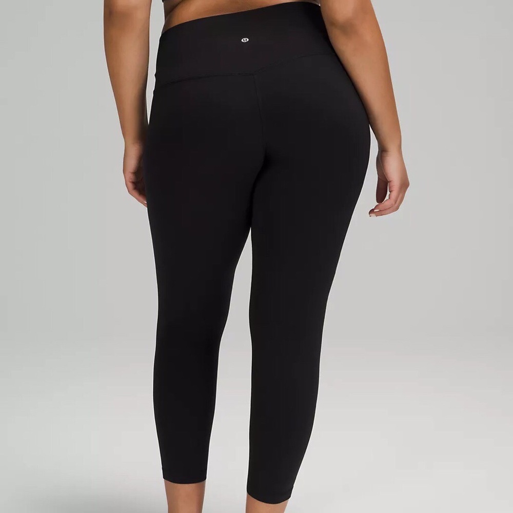 Lululemon black leggings
